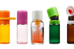 The Shaker keeps dry ingredients separate from liquid contents until ready to use.