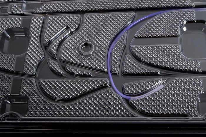 CURVE PATTERN. The curve features aided retention of the curve in the devices during sterilization process.