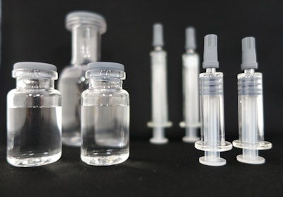 OXY-CAPT is a multilayer plastic syringe and vial for parenterals.
