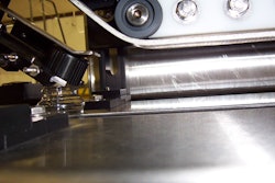 E-PAK Machinery Capping Machine for Pharmaceuticals