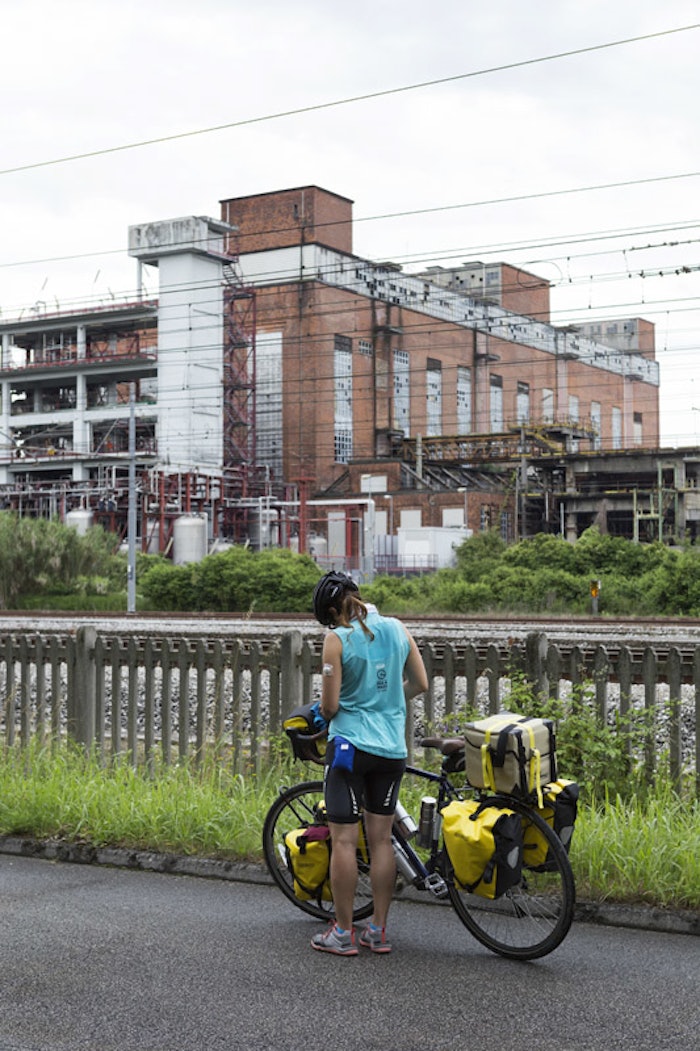 In an effort to raise awareness for diabetes, type 1 diabetic Chiara Ricciardi drives with her daily dose of insulin protected by a Pelican Credo ProMed transport bag. (Photo by Riccardo Rocchi, 'For a Piece of Cake.'