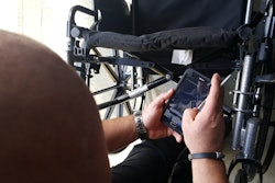 A home care technician (agent) captures serial# using scan-feature to eliminate errors caused by incorrect data entry and enable auto-confirm.