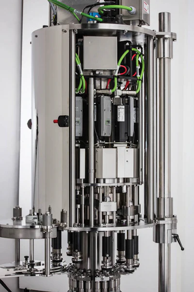 Intelli-Torq capper leverages the latest in servo technology.