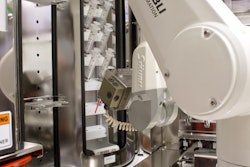 ARxIUM's RIVA system with Staubli robotiic arm.
