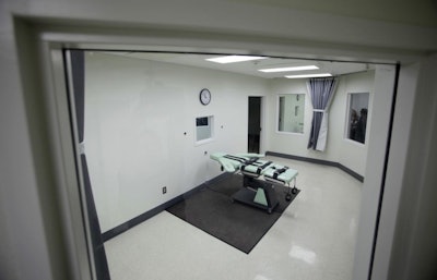 A lethal injection facility. / Image: Eric Risberg/AP