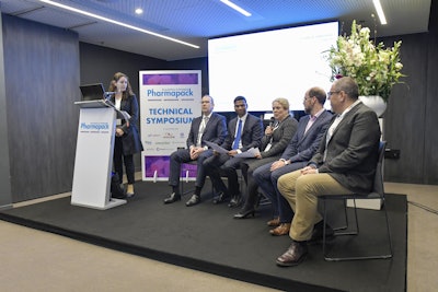 A panel discussion with industry experts during Pharmapack Europe highlights adherence packaging and sustainability.
