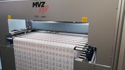 Novarese Zuccheri of Italy uses this digital press to customize single-serve sugar packets.