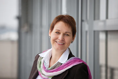 As CFO, Claudia Tonhäuser has been responsible for finance, controlling, purchasing and IT for many years.