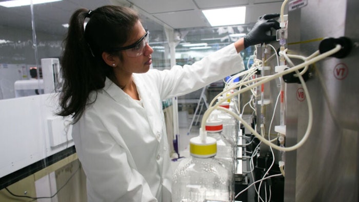 Moderna Lab