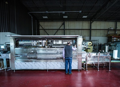 G. Mondini Trave tray sealer