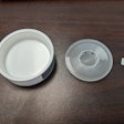 eBottles420 created a basket that fits into the underside of the jar’s cap, which hangs down slightly into the jar’s headspace.