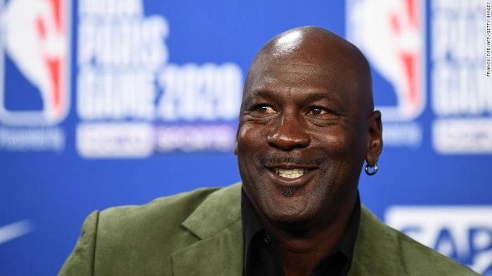 Mj