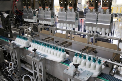 Sidel’s Cermex EvoPack is a robotic pick-and-place case-packing platform for shaped containers in wrapround blanks, trays, and shelf-ready packaging (SRP).