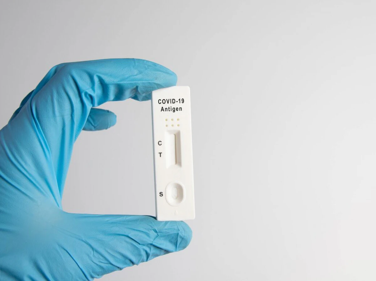 FDA Recalls 284,000+ COVID-19 Tests - Vimarsana News