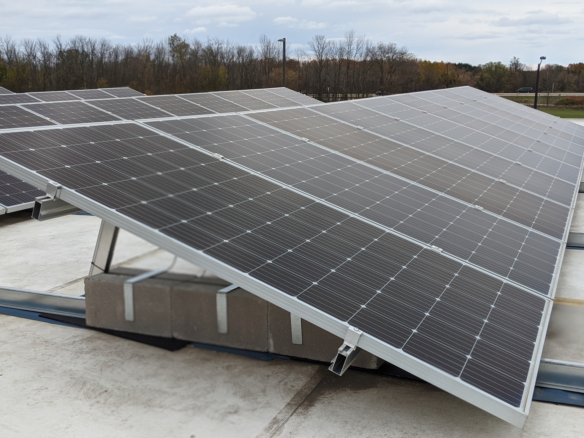 Viking Masek Packaging Technologies&rsquo; solar-paneled facility creates the energy needed to power its own facility, as well as 28 homes in the surrounding area.