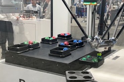 B&R demonstrated how the track-based system and the magnetic levitation shuttles can be combined.