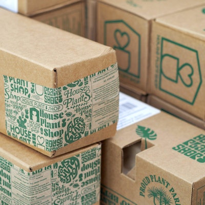 House Plant sought to optimize space within a larger package to fit more products in one space. The brand and its supplier added a second set of tabs on the other end of the box to fit two plants and pots on each end, with the leaves touching each other.