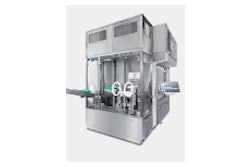 The fully automated Versynta microBatch production cell with gloveless isolator and integrated air treatment is designed for highly potent drugs for small patient groups.