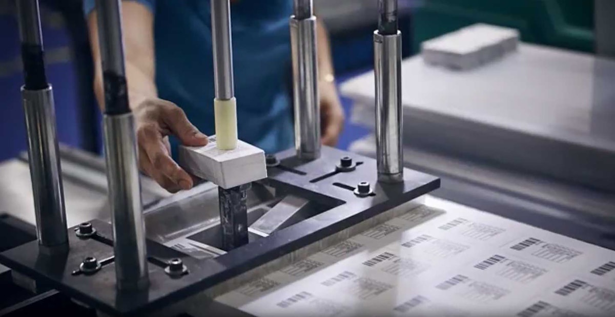 FineLine Technologies Joins DHL GoGreen Plus Program to Reduce Supply