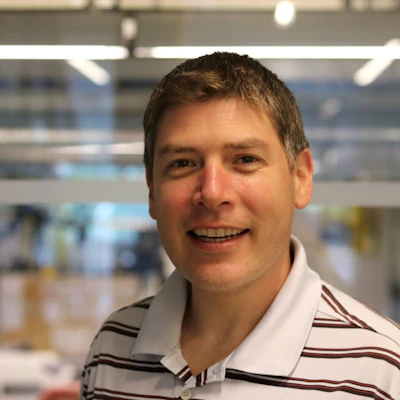 Charles Golub has 18 years of experience in the medical device industry, with roles in strategic marketing, research and development, and flexible packaging.