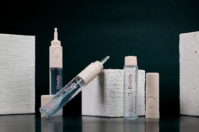 Dropify Pen features an elegant, elongated bottle with twin soft-buttons for easy dispensing. Just press the buttons together to release the formula, one single drop at a time.