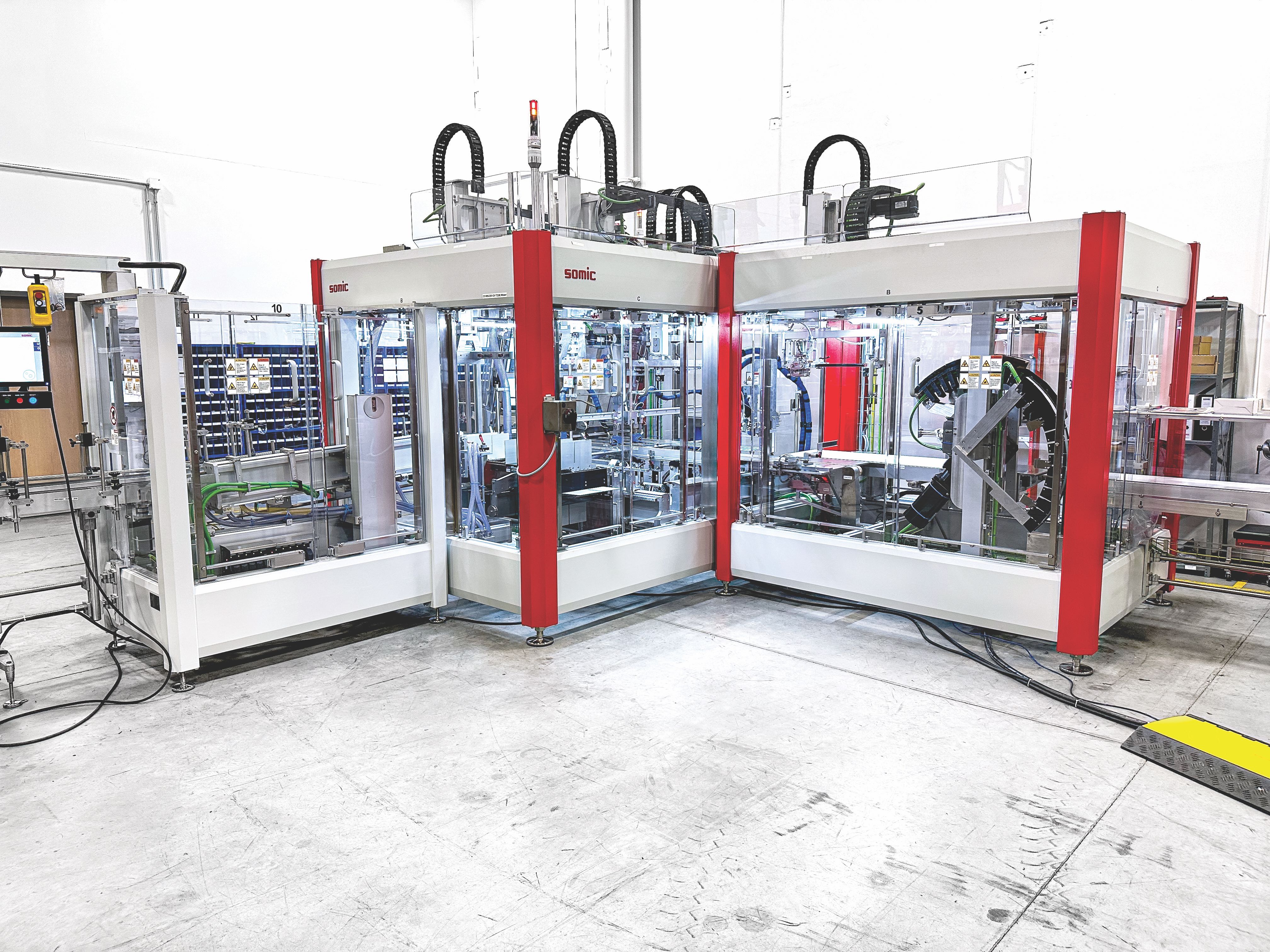 Weber&rsquo;s integrated meal assembly line feeds directly into SOMIC&rsquo;s compact retail-ready case packer for a seamless end-to-end solution.