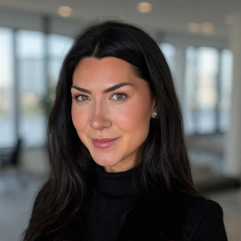 Ally Petschke is a Senior Packaging Engineer at AirLife