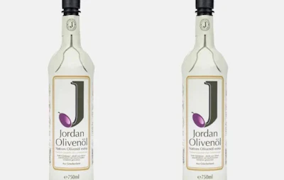 Th25.4 fl oz bottle is composed of approximately 94% recycled cardboard.