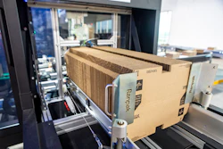 Form'it! automated case erector forms and seals corrugated boxes from flat blanks to deliver consistent, ready-to-pack cartons at high speed.