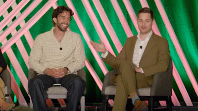From l. to r., Joey Giacomini of Google and Eric Bell of Nestlé discuss the engineering and operational changes required to make paper packaging perform, from protecting printed surfaces to improving automated handling and distribution durability.